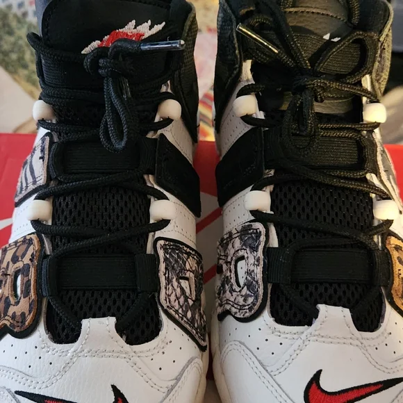 Nike Uptempo - Picture 6 of 12